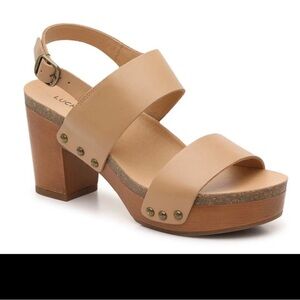 Lucky Brand Harimony Stone Tan Leather Platform Sandals Brass Studs Size 7